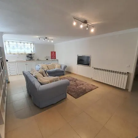 Villa Ferrarias Villa Sleeps 14 With Pool Air Con And Wifi Ferrarias (Loule)