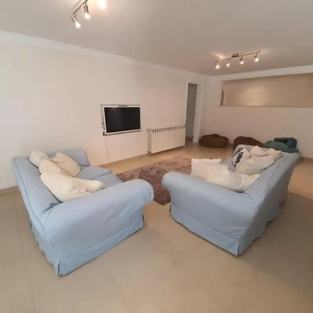 Ferrarias Villa Sleeps 14 With Pool Air Con And Wifi Villa Ferrarias (Loule)