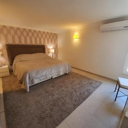 ヴィラ Ferrarias Villa Sleeps 14 With Pool Air Con And Wifi *