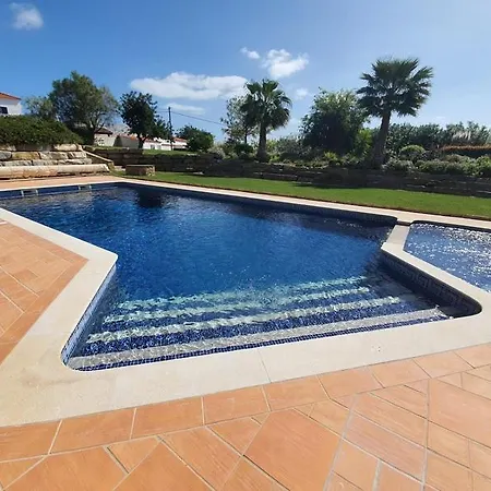 Ferrarias Villa Sleeps 14 With Pool Air Con And Wifi *